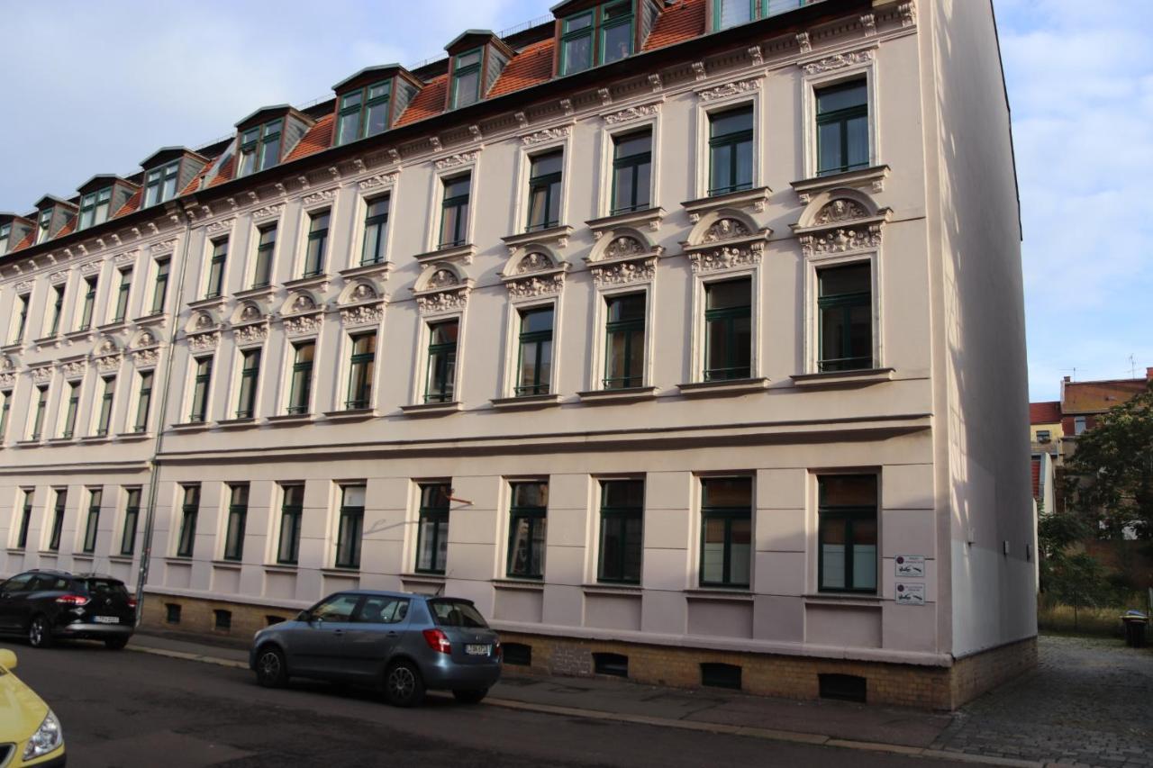 Schöne, ruhige Zweiraumwohnung im angesagten Altlindenau Leipzig Exterior foto