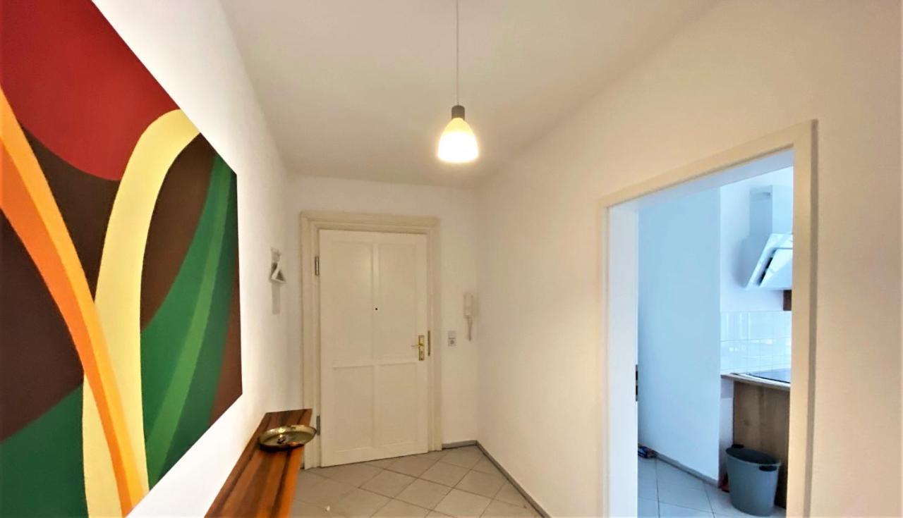 Schöne, ruhige Zweiraumwohnung im angesagten Altlindenau Leipzig Exterior foto