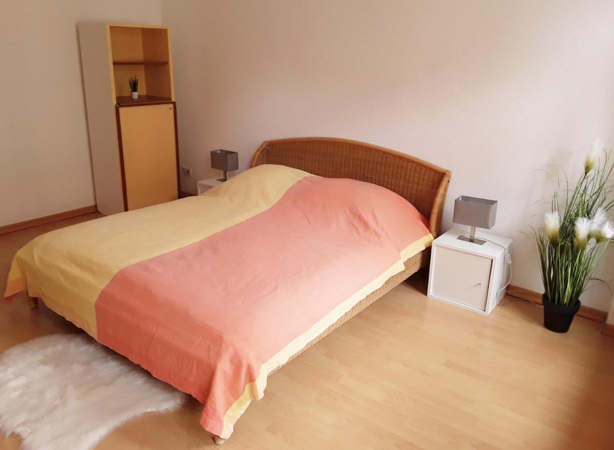 Schöne, ruhige Zweiraumwohnung im angesagten Altlindenau Leipzig Exterior foto
