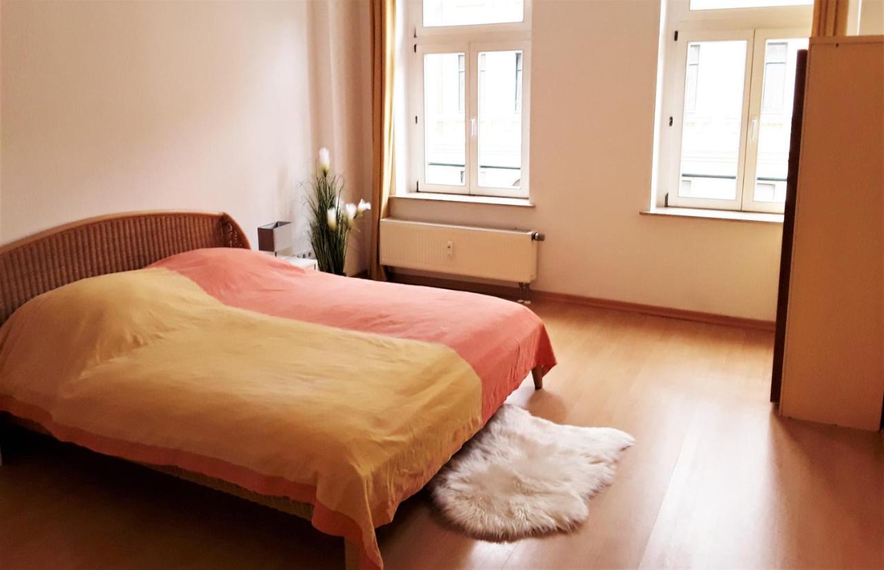 Schöne, ruhige Zweiraumwohnung im angesagten Altlindenau Leipzig Exterior foto